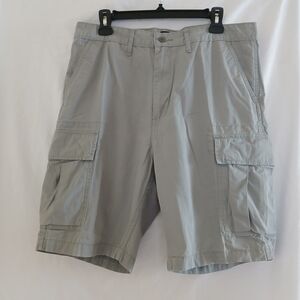 Levi's Chino Cargo Shorts Size 34